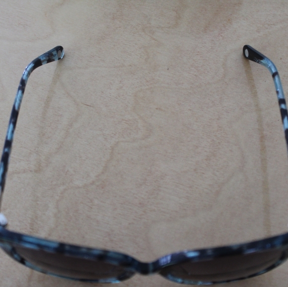 Nine West Sunglasses - Picture 2 of 5